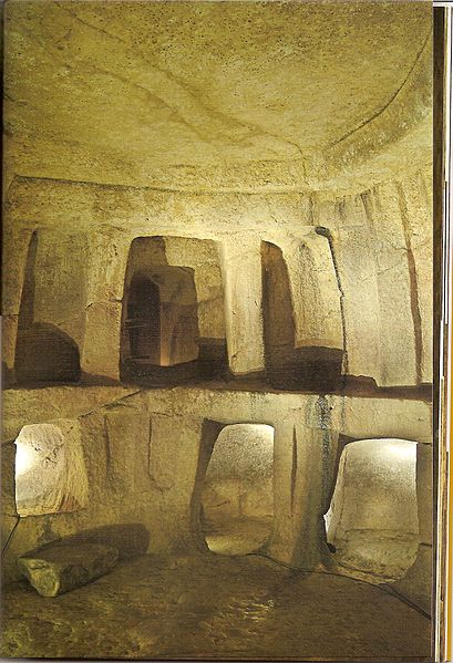 Хал-Сафлиени - мегалиты Мальты