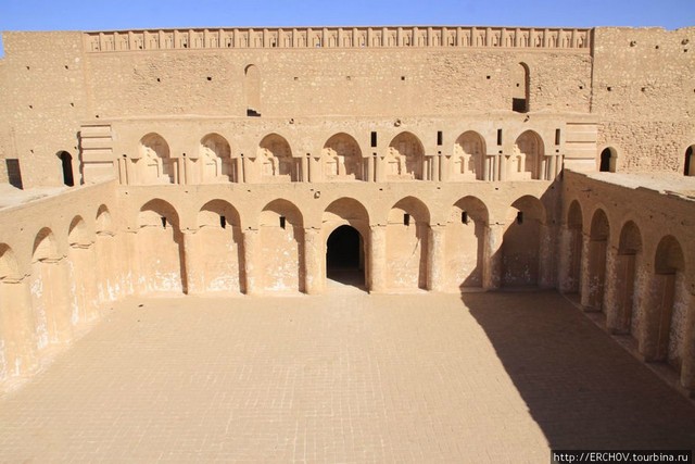 крепость ухайдир