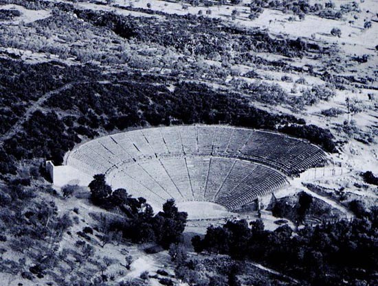 театр в эпидавре фото театр в эпидавре фото